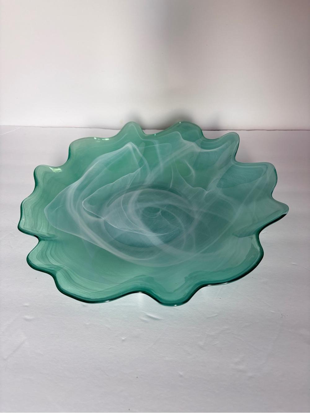 Pier 1 Seafoam Green Swirl Ruffled Art Glass Bowl
